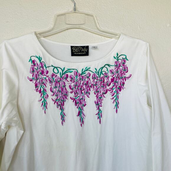 Bob Mackie Size L Cream embroidered top size L - Picture 3 of 10